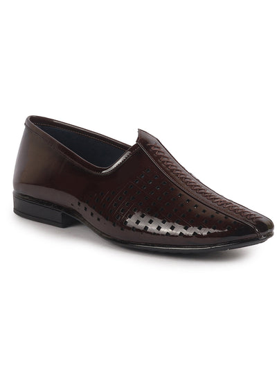 traditional shoes for men