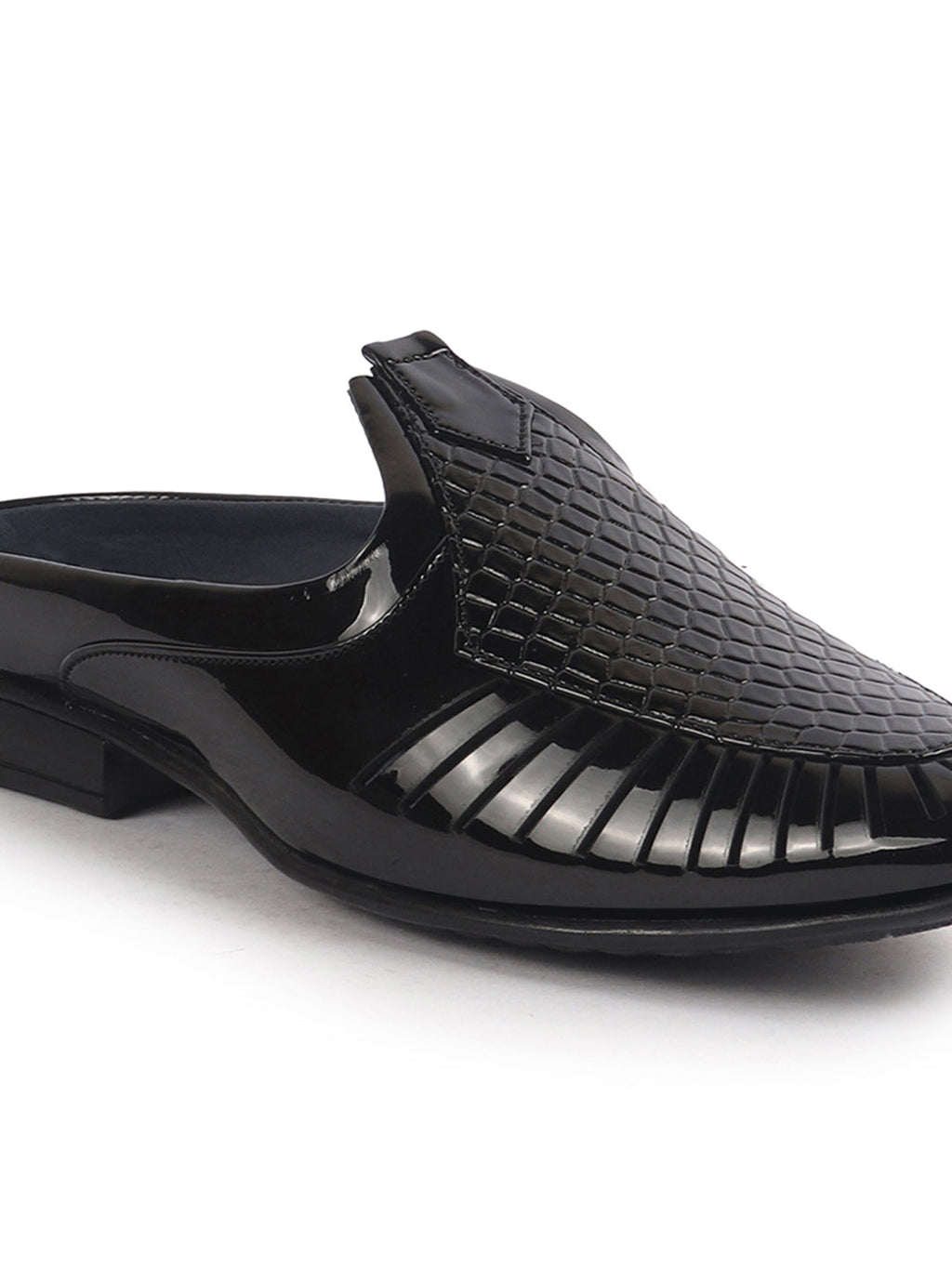 ethnic footwear for men