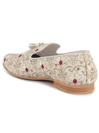 ethnic footwear for men