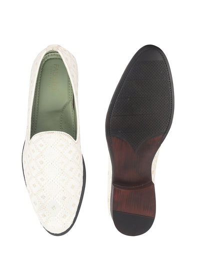 ethnic sandals for men