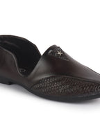 ethnic footwear for men