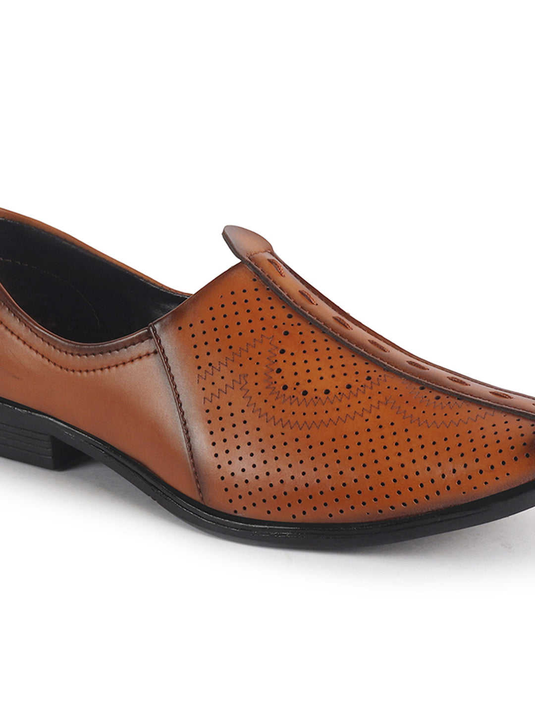 ethnic footwear for men