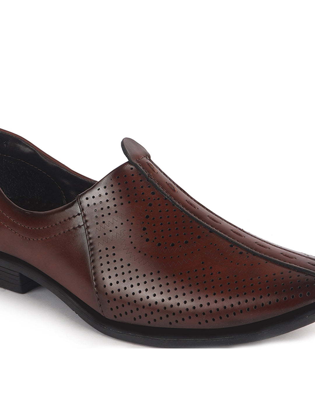 ethnic footwear for men