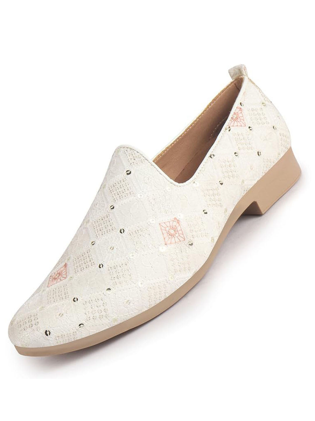 ethnic footwear for men
