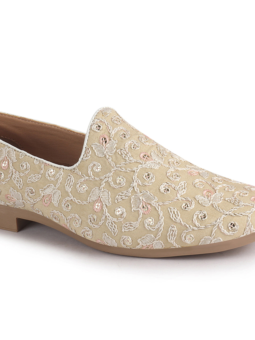 ethnic footwear for men