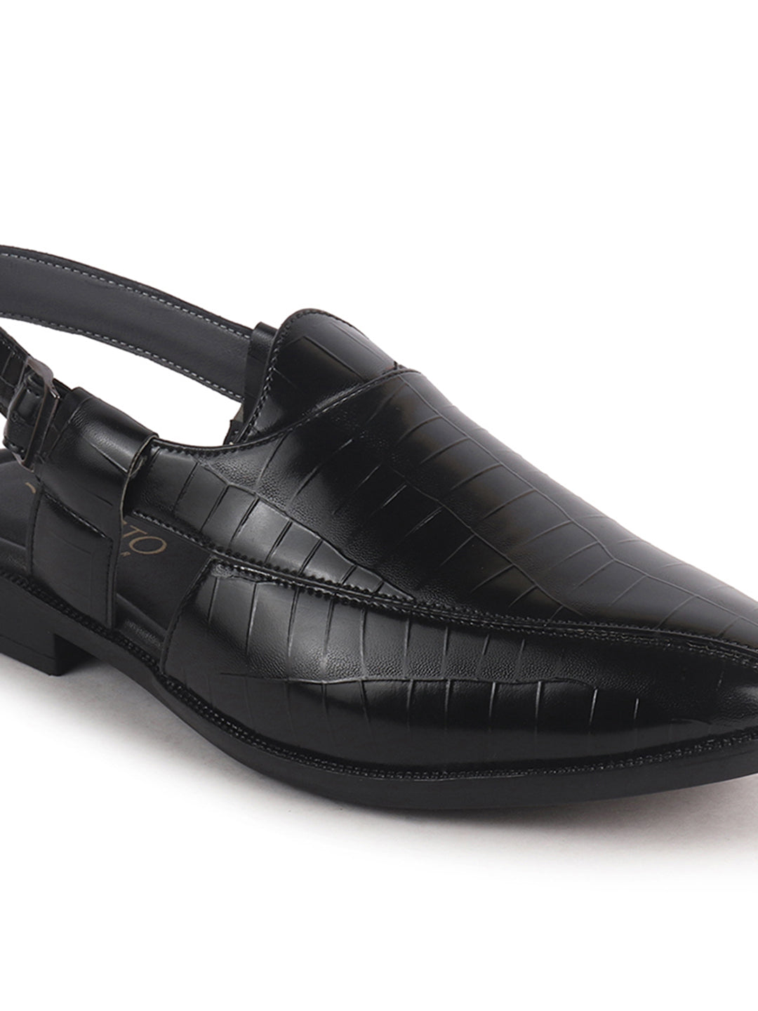 men wedding party wear sandals