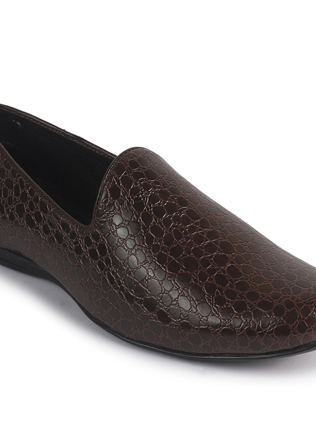 traditional hand stitched khussa