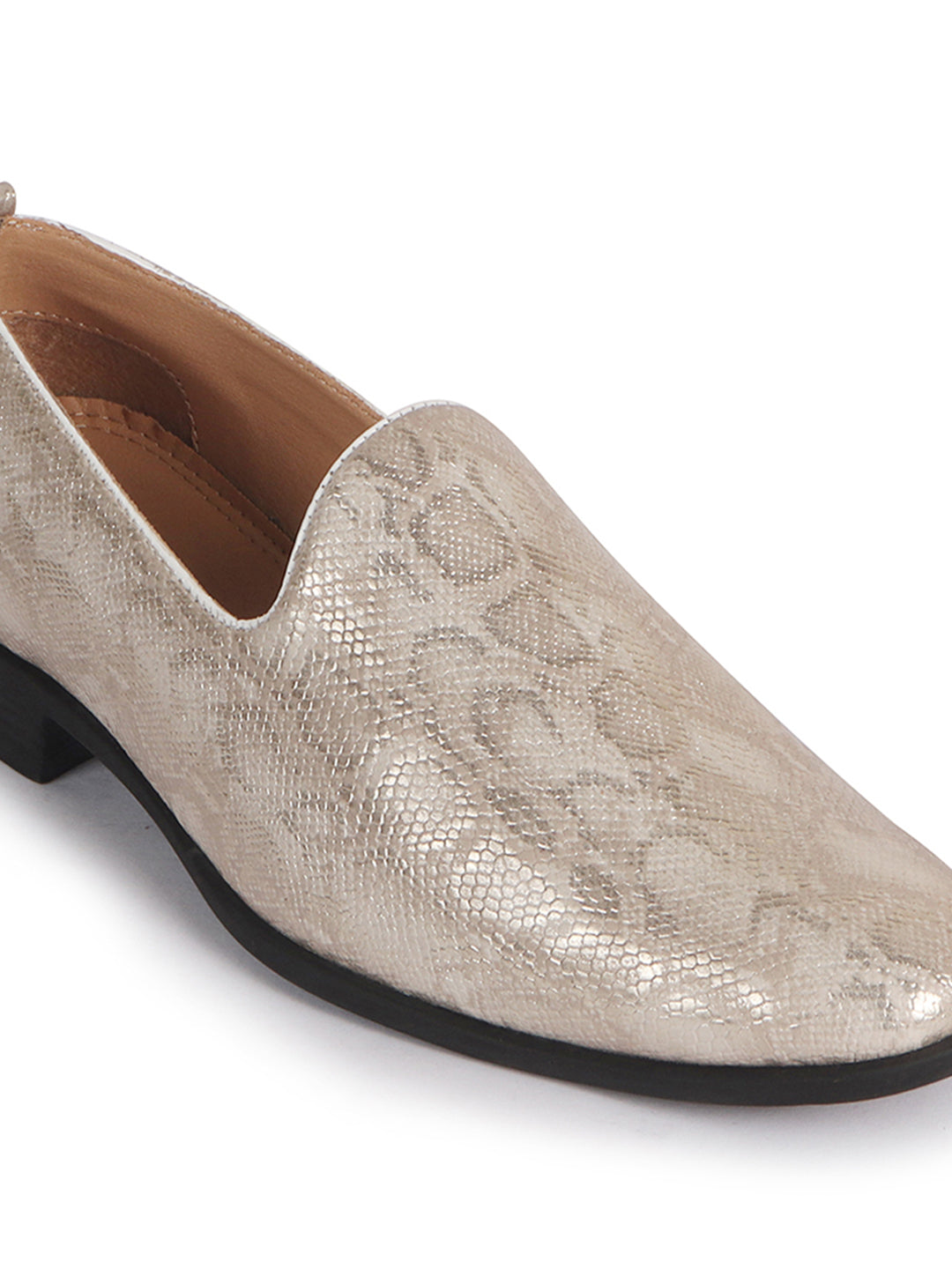 cushioned comfort sole footwear