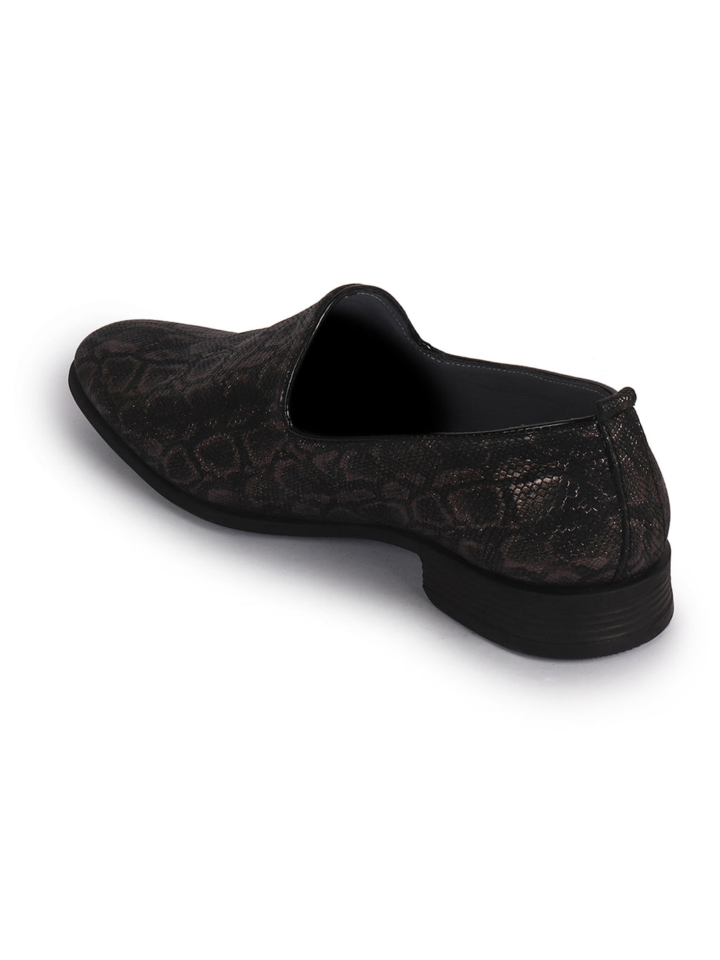 royal groom pointed toe