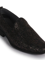 traditional hand stitched khussa