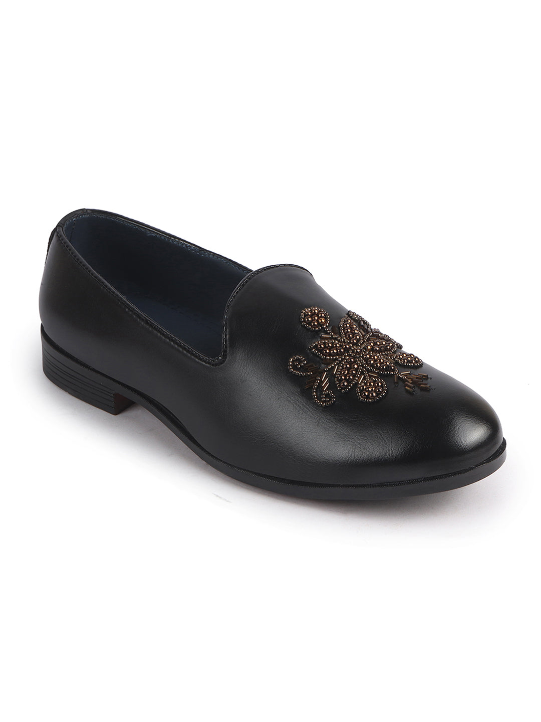 traditional footwear men