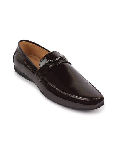 Shop Men Brown Patent Leather Horsebit Buckle Formal Loafer Shoes Online.