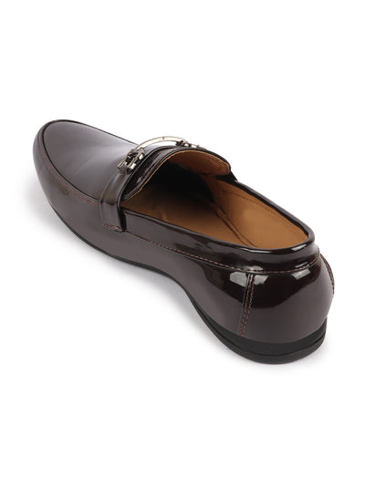 Shop Men Brown Patent Leather Horsebit Buckle Formal Loafer Shoes Online.