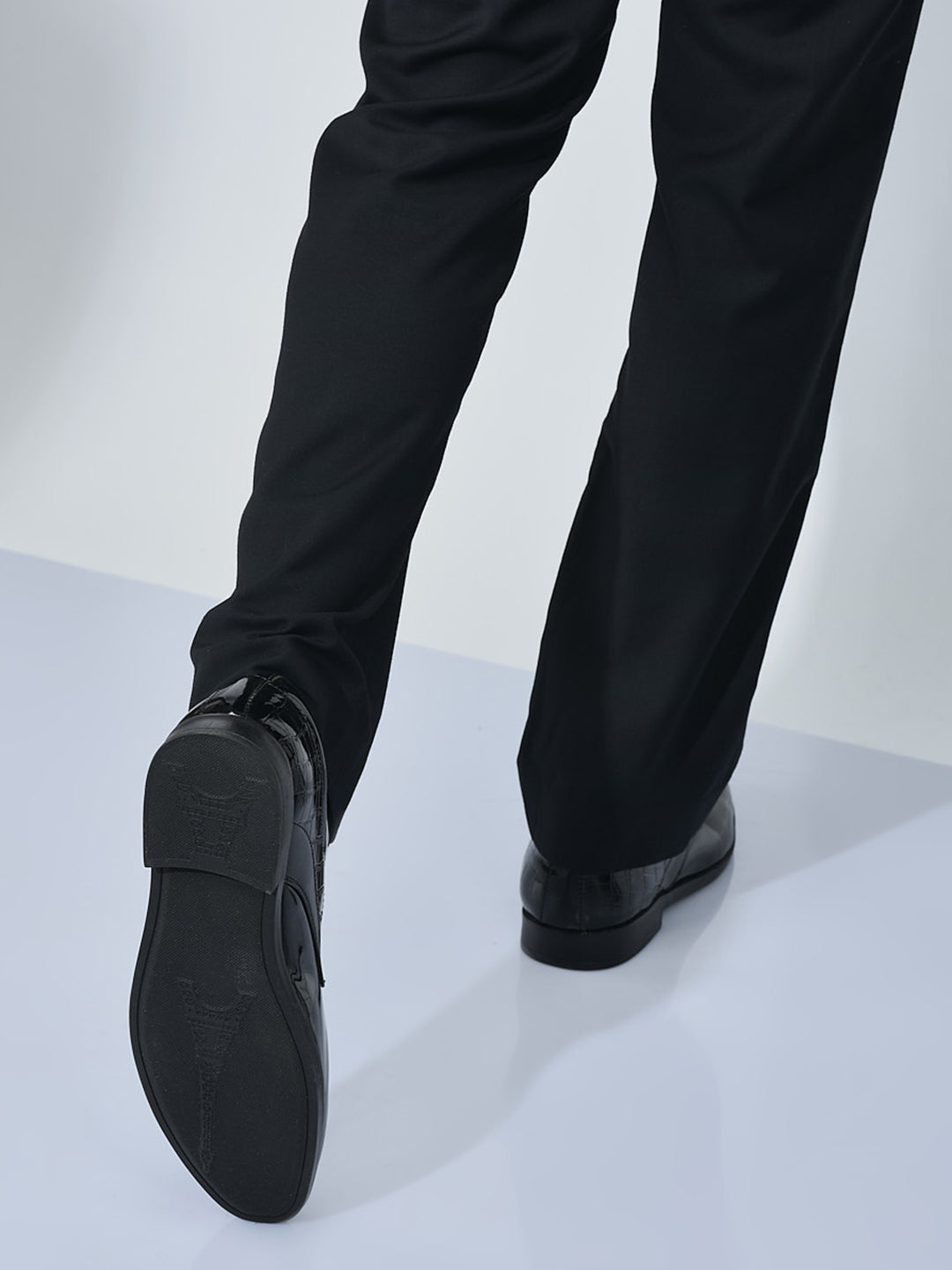 Men Black Patent Leather Party Formal Embossed Design Office Lace Up Derby Shoes