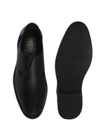 elastic gore slip ons
