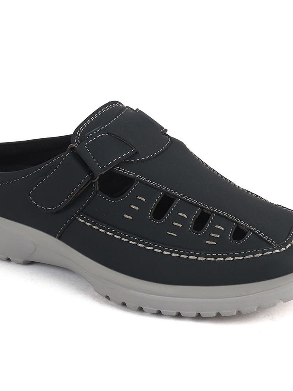 anti slip hiking footwear