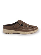 closed toe summer footwear