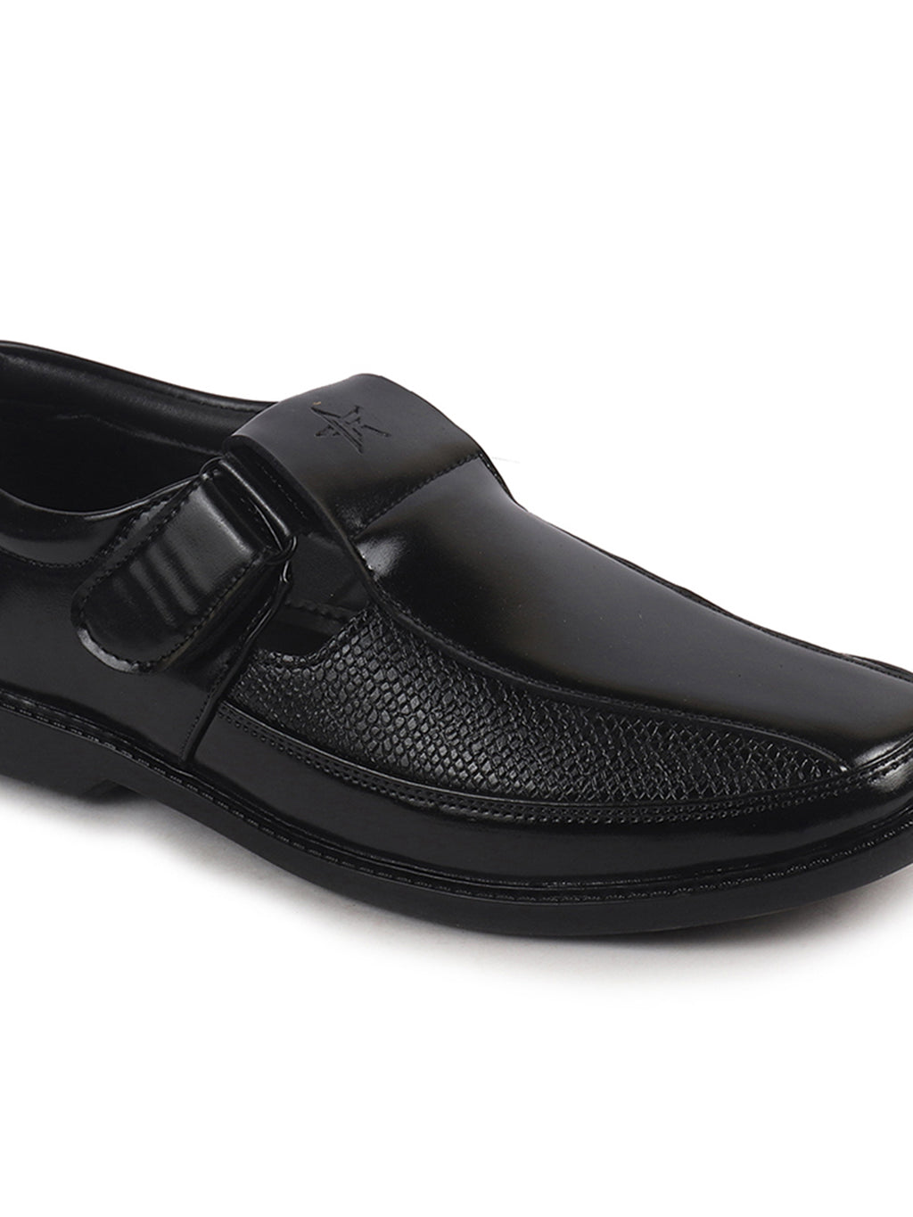padded collar walking shoes