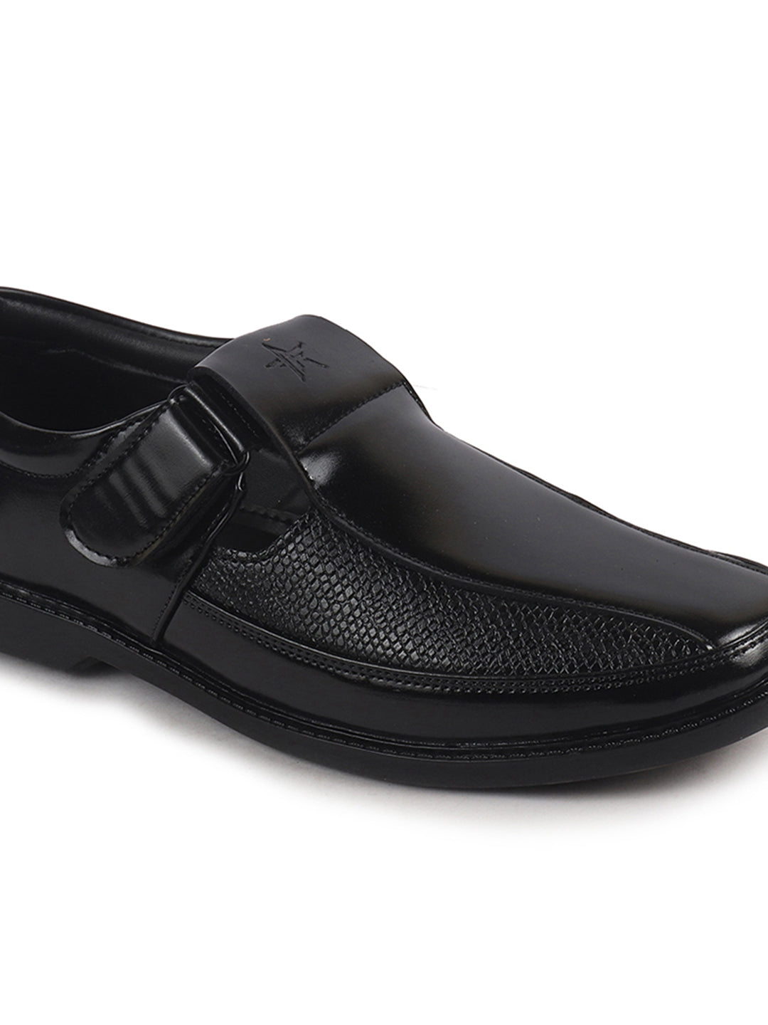 padded collar walking shoes