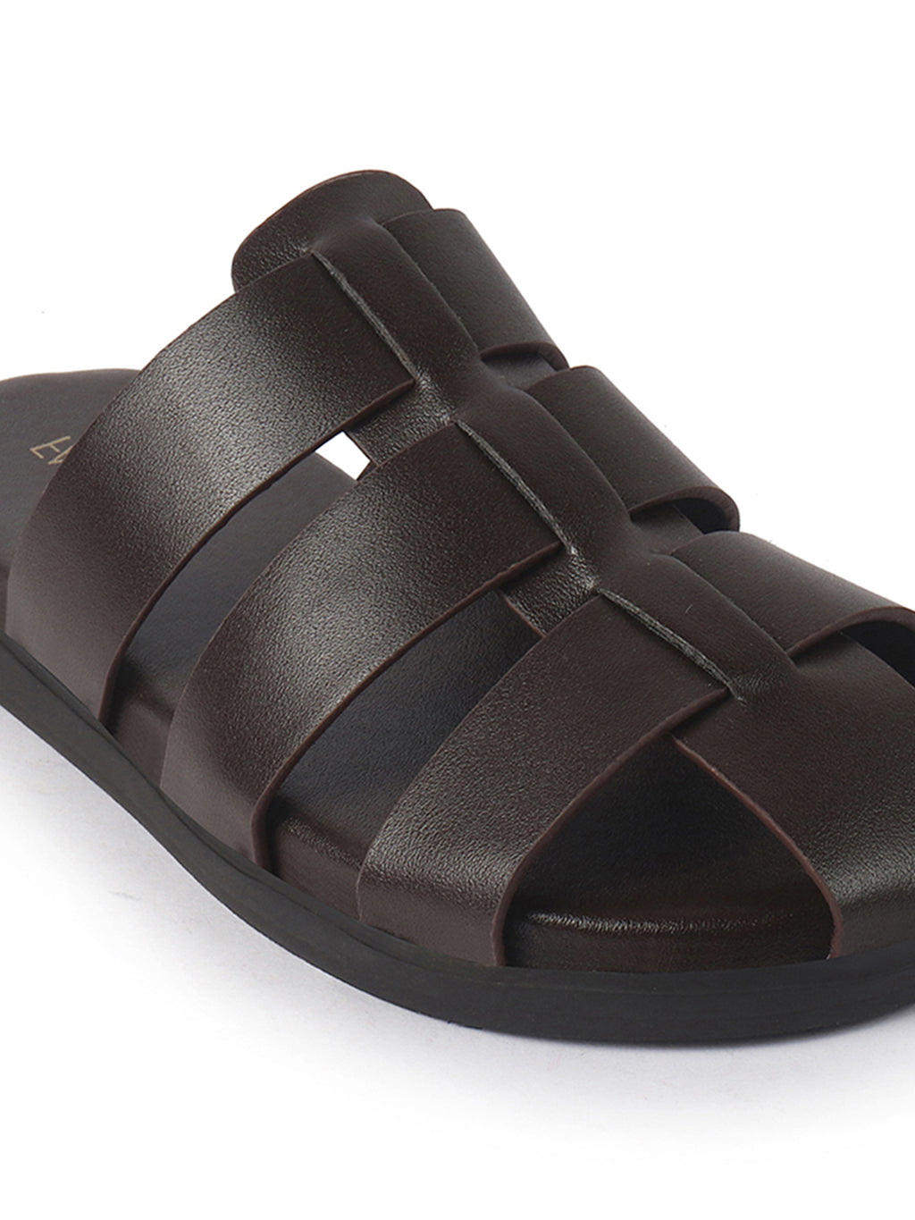 flexible sole trekking footwear
