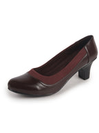 elegant round toe daily wear pumps