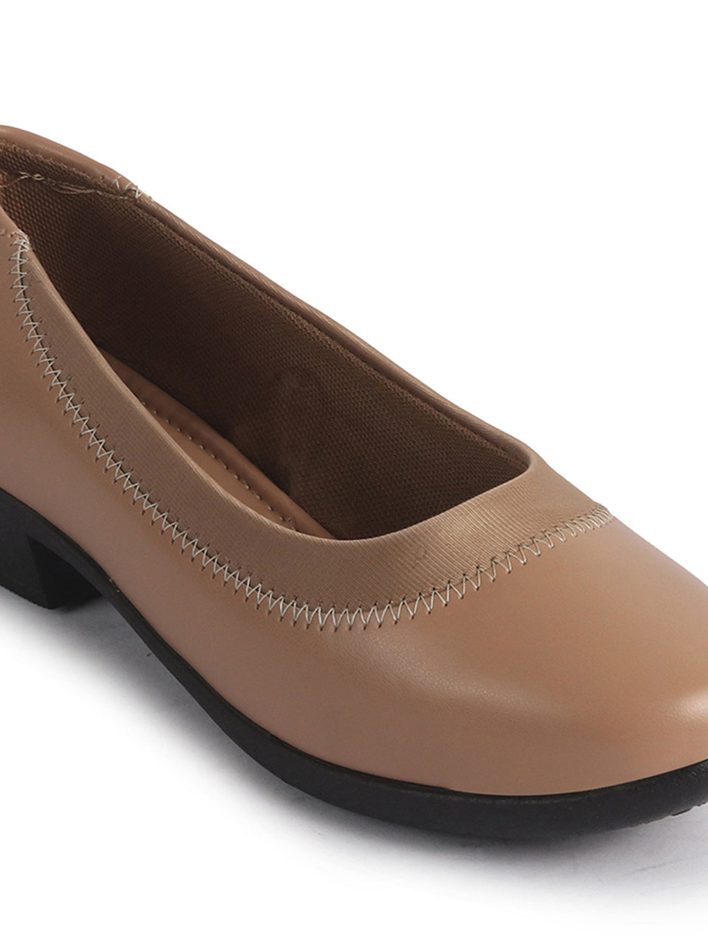 comfortable walking heels with elastic collar