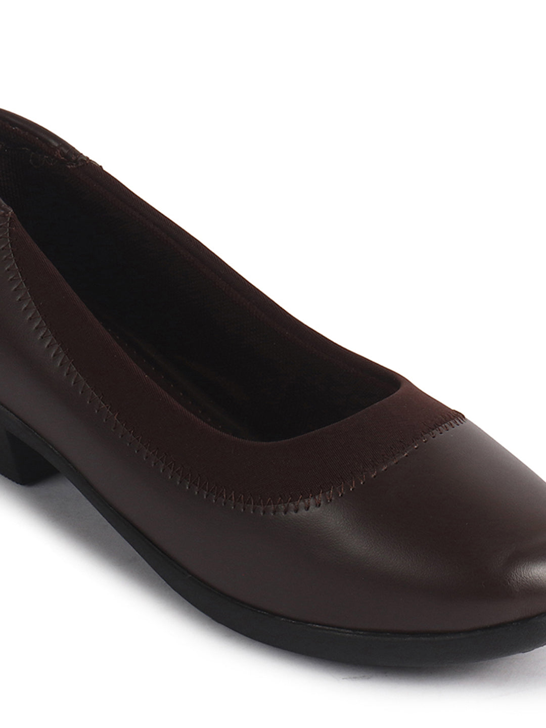 elegant round toe daily wear pumps