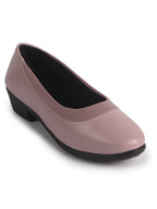 elegant round toe daily wear pumps