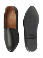 Shop Men Black Ethnic Slip-On Lightweight Jutis & Mojaris Online.