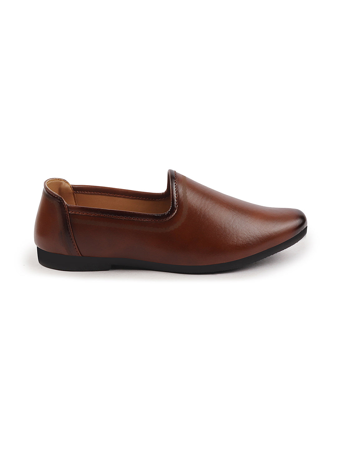 Shop Men Tan Ethnic Slip-On Lightweight Jutis & Mojaris Online.