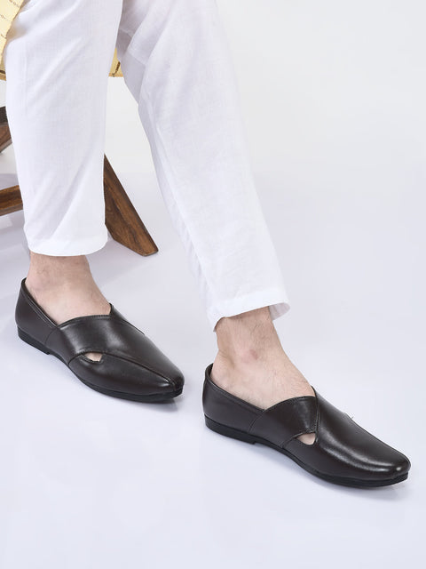 men ethnic brown criss cross slip on juttis and mojaris