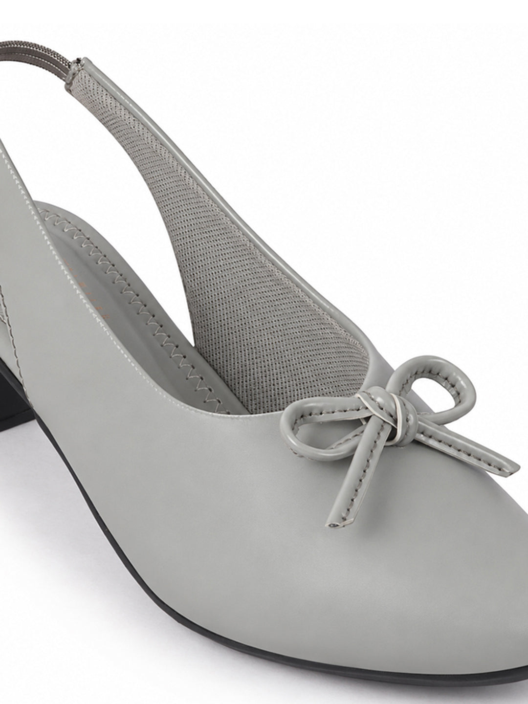 comfortable walking heels with elastic collar