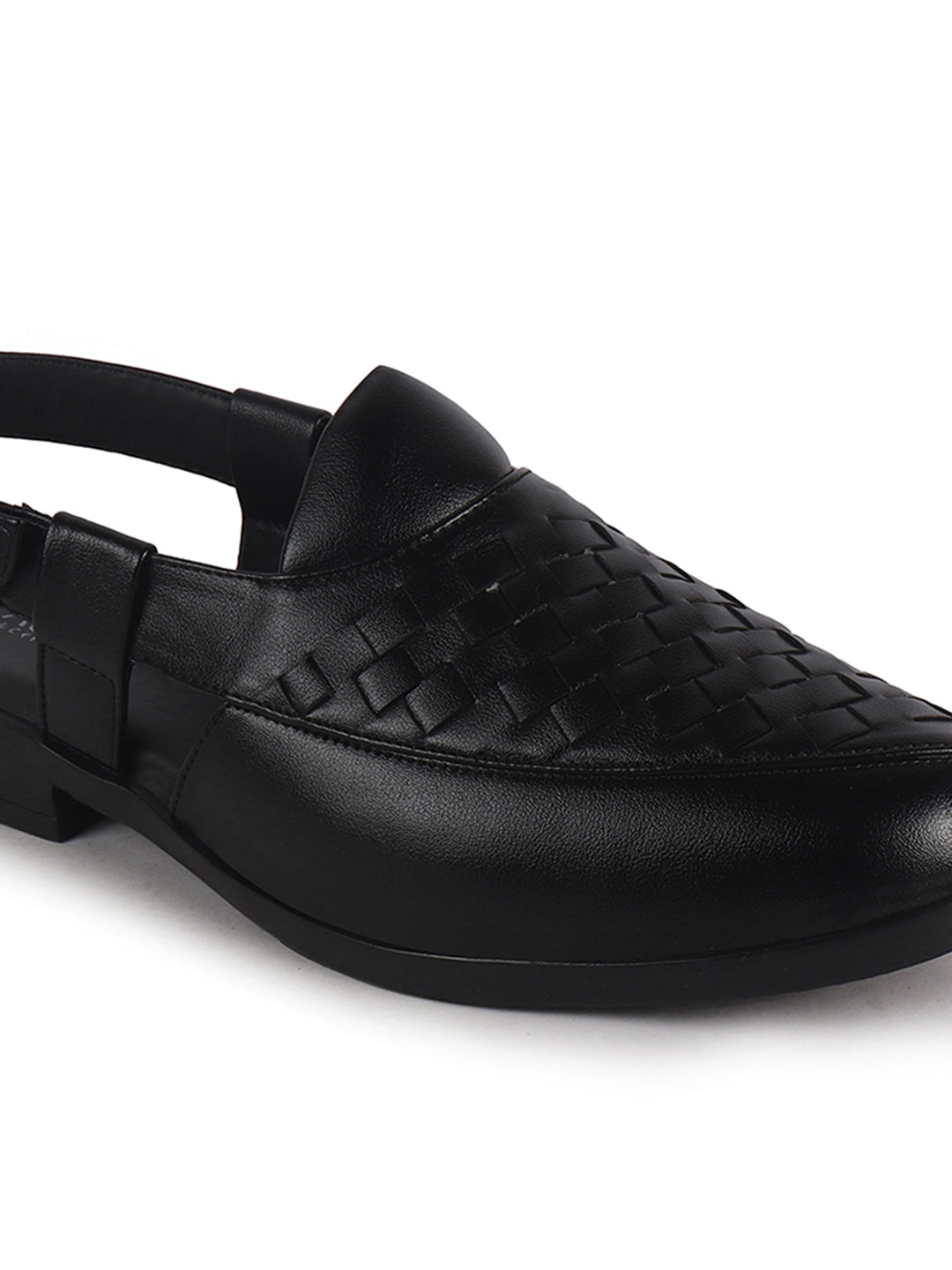 men slip on peshawari chappal
