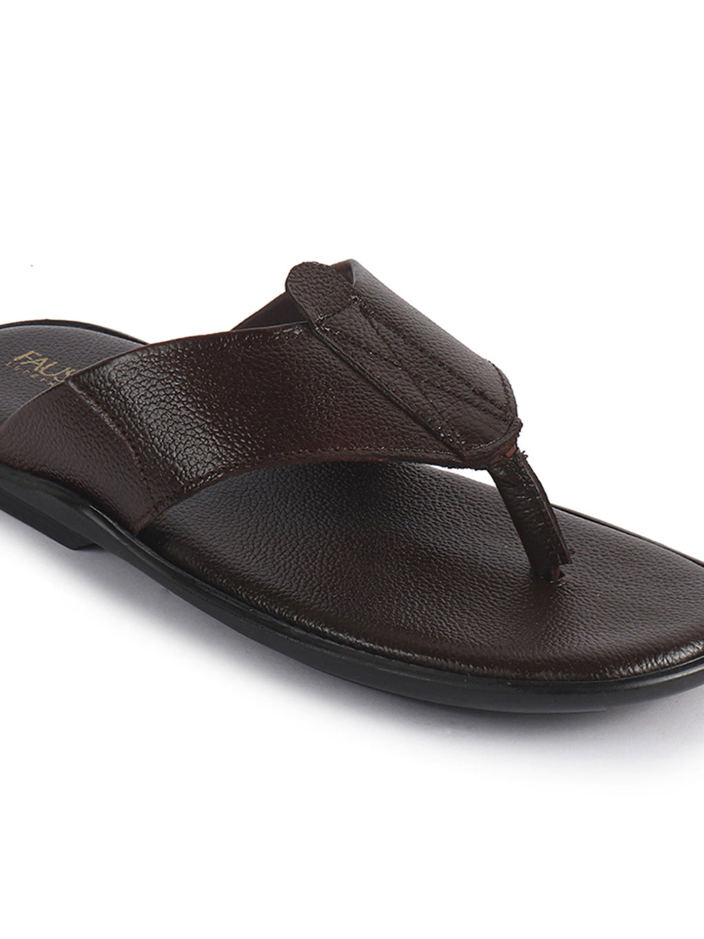 soft cushioned v strap footwear
