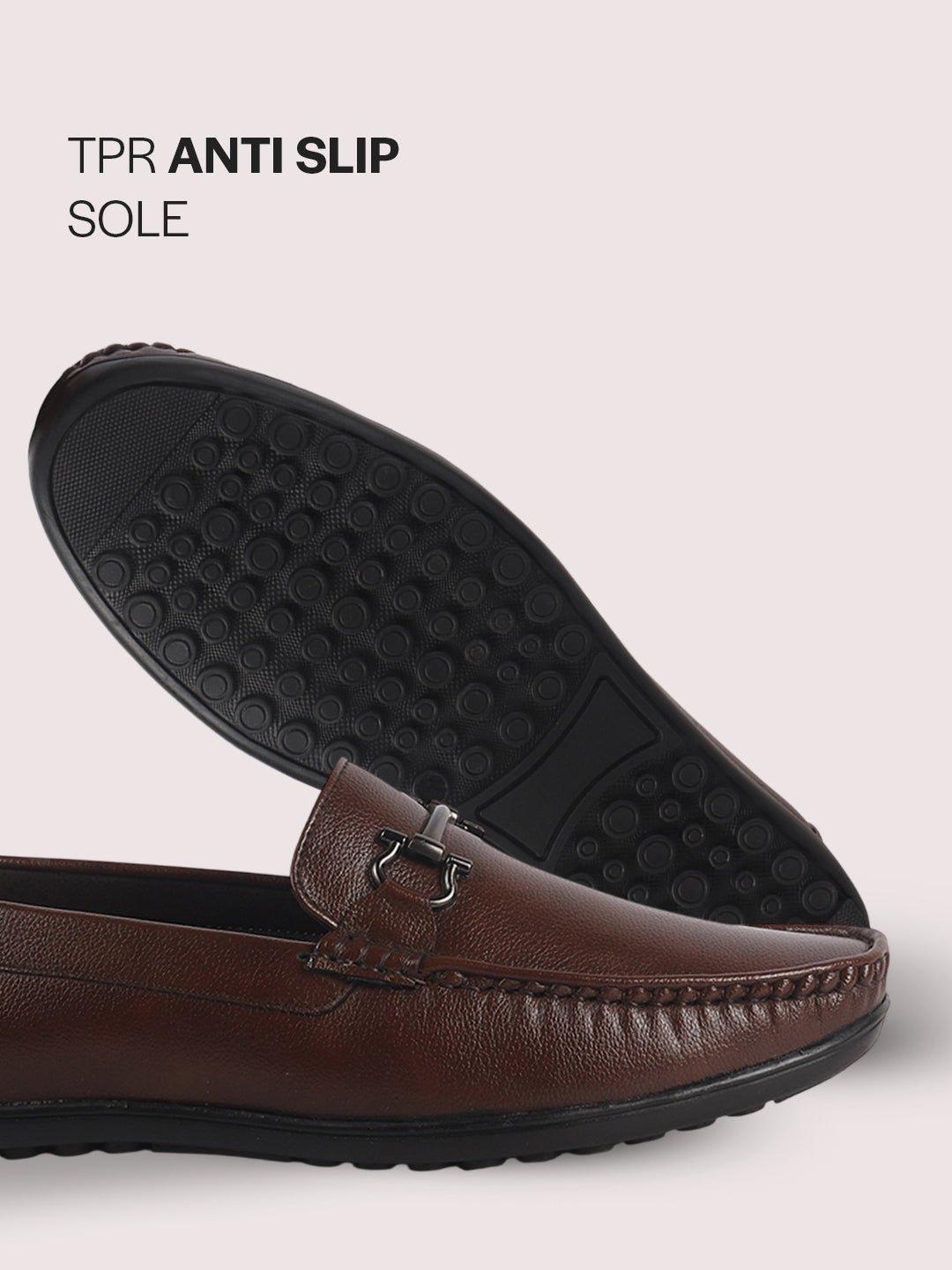 men dark textured bit loafers