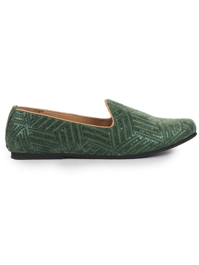 ethnic footwear for men