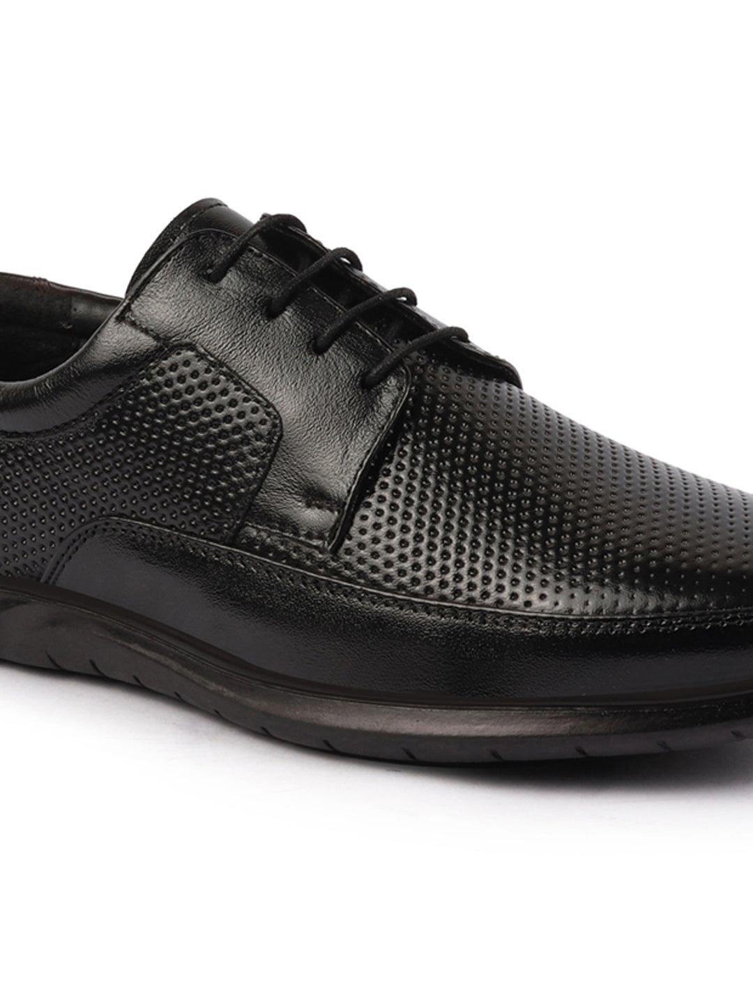 Shop Men Black Genuine Leather Textured Formal Lace Up Flat Heel Shoes For Office|Work|Broad Feet Formal Shoes Online.