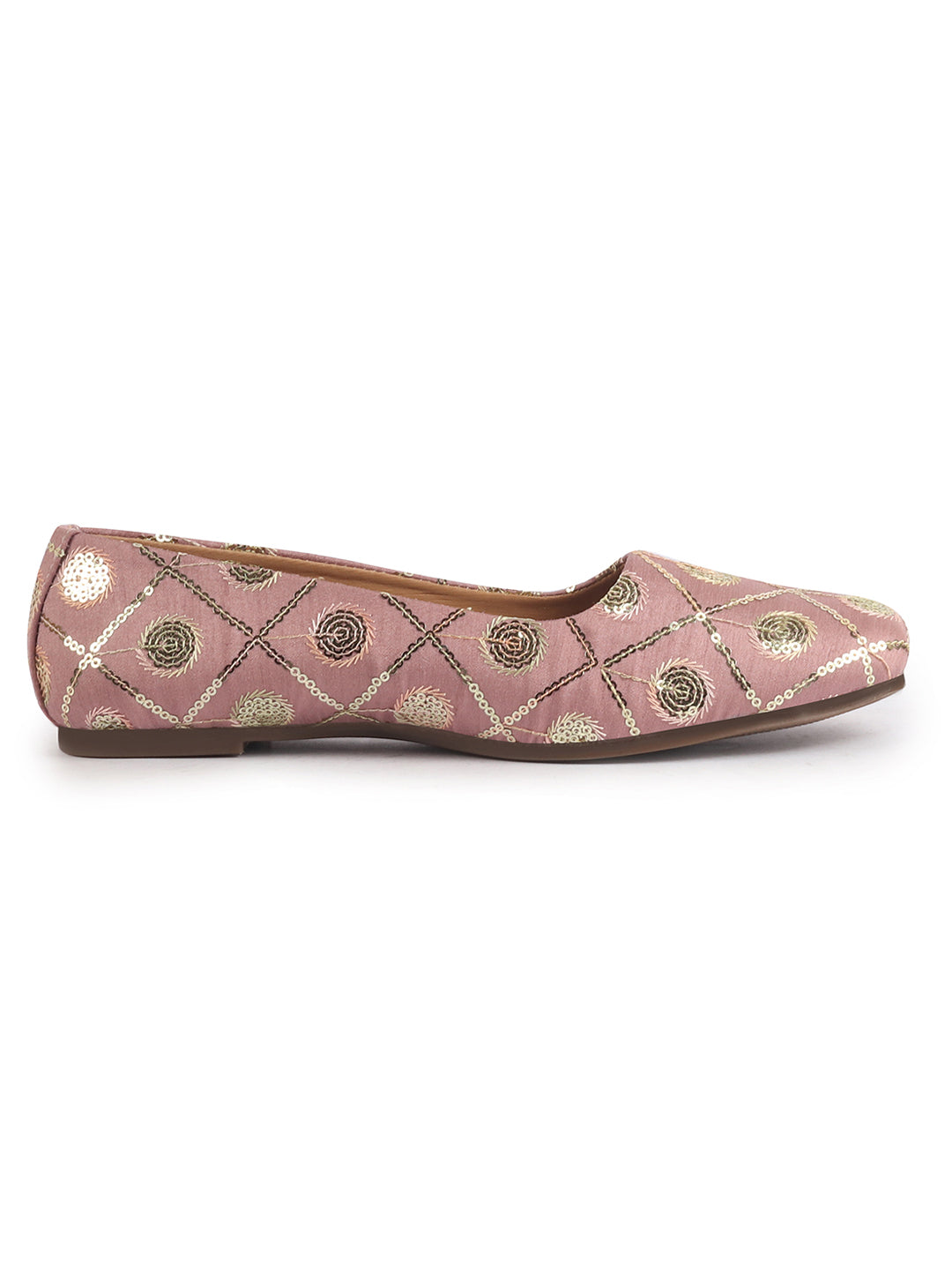 ethnic footwear for women
