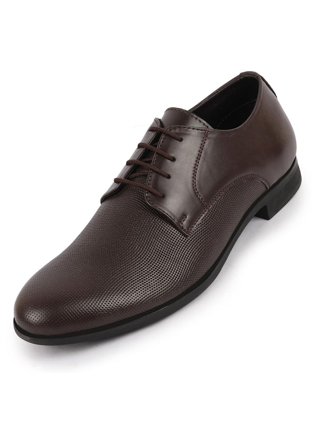 Shop Men Brown Formal Office Textured Design Stitched Genuine Leather Lace Up Shoes Online.