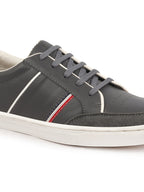 men sneakers