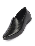 Shop Men Black Glossy Shine Textured Design Wedding Festive Ethnic Slip On Jutis and Mojaris Online.