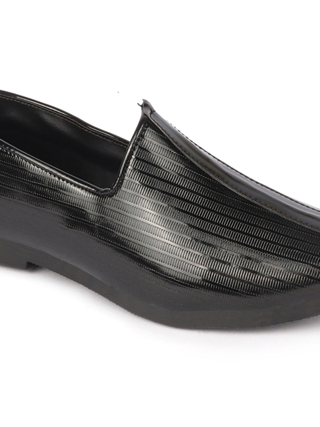 Shop Men Black Glossy Shine Textured Design Wedding Festive Ethnic Slip On Jutis and Mojaris Online.
