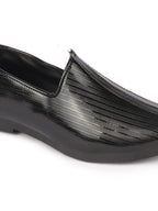 Shop Men Black Glossy Shine Textured Design Wedding Festive Ethnic Slip On Jutis and Mojaris Online.