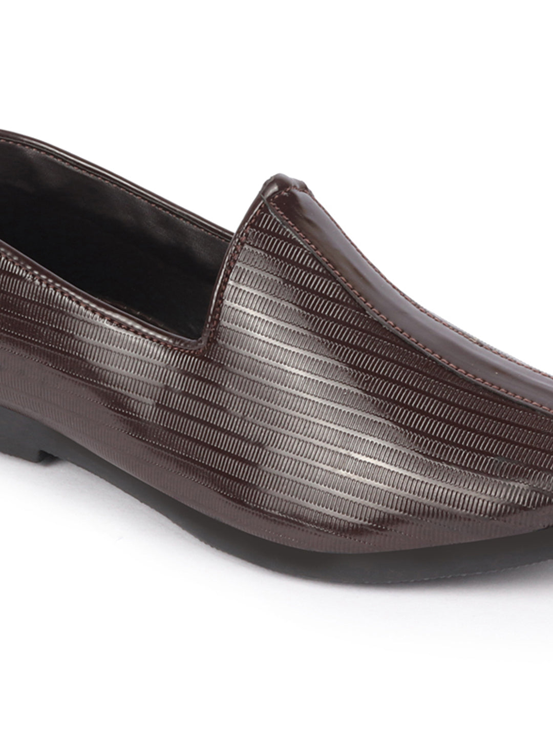 Shop Men Brown Glossy Shine Textured Design Wedding Festive Ethnic Slip On Jutis and Mojaris Online.