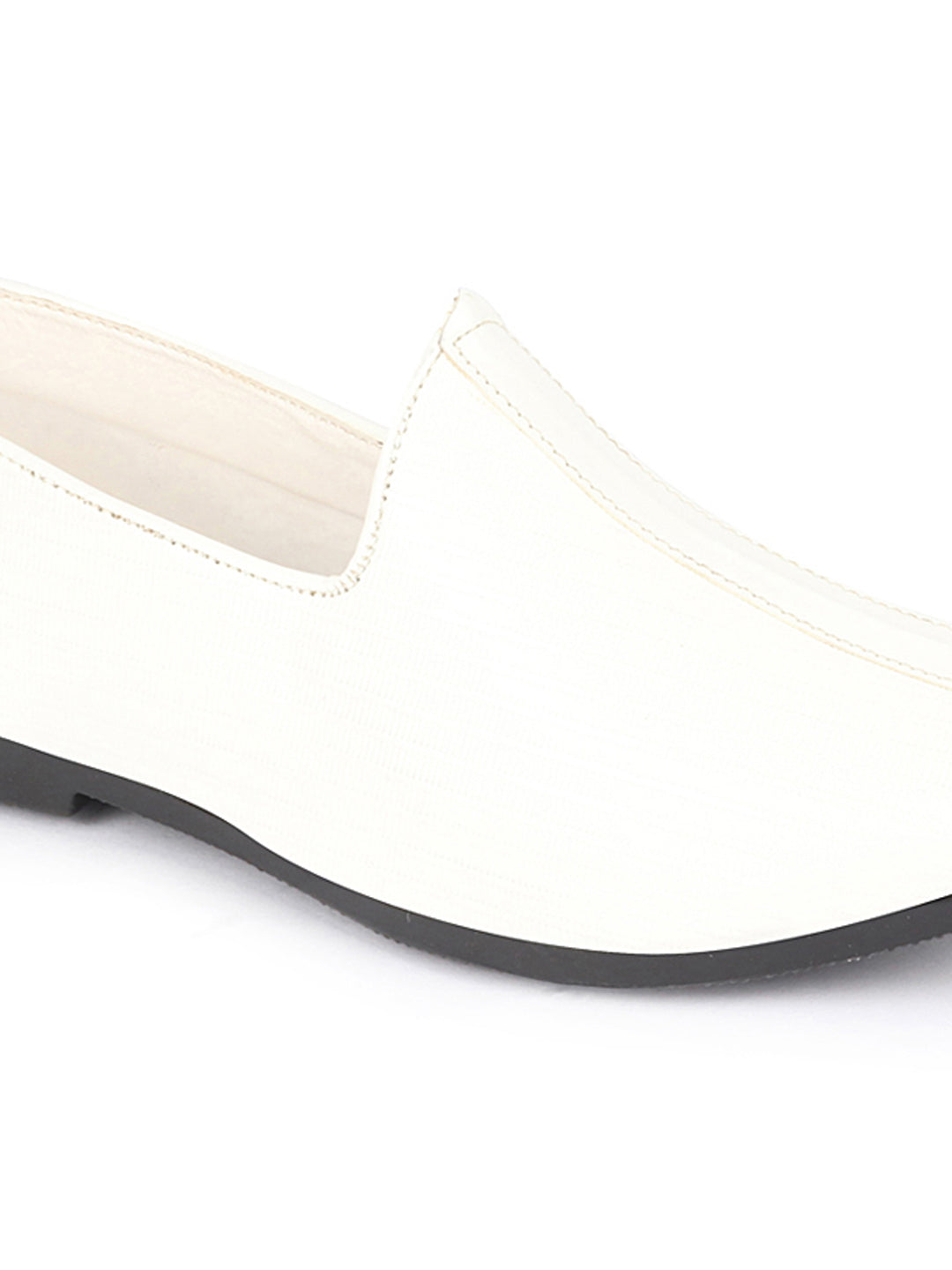 Shop Men White Glossy Shine Textured Design Wedding Festive Ethnic Slip On Jutis and Mojaris Online.