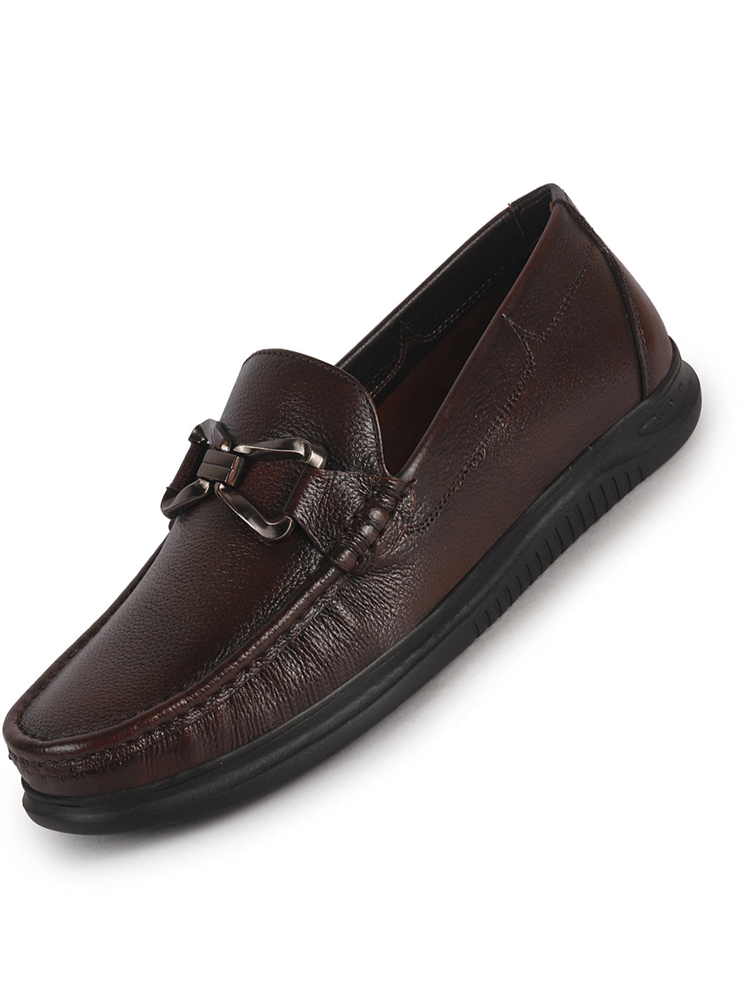 mocassin