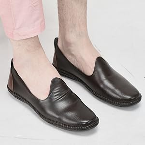 Men Black Ethnic Slip On Stylish Stitched Jutis