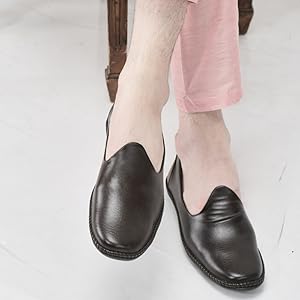 Men Black Ethnic Slip On Stylish Stitched Jutis