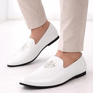 Men Black Patent Glossy Ethnic Embroidered Design Slip On Shiny Juttis & Mojaris For Party|Wedding|Festival