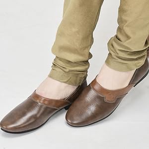 Men White Wedding Party Evening Ethnic Colorblocked Slip On Juttis and Mojaris